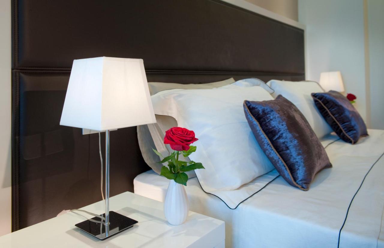 Hotel 2000 ריצ'יונה מראה חיצוני תמונה