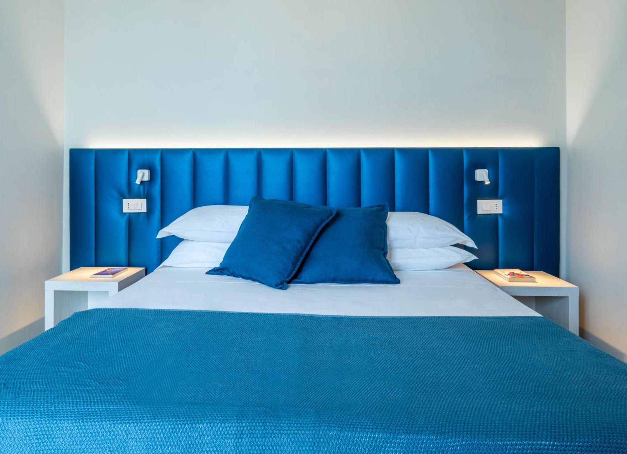 Hotel 2000 ריצ'יונה מראה חיצוני תמונה