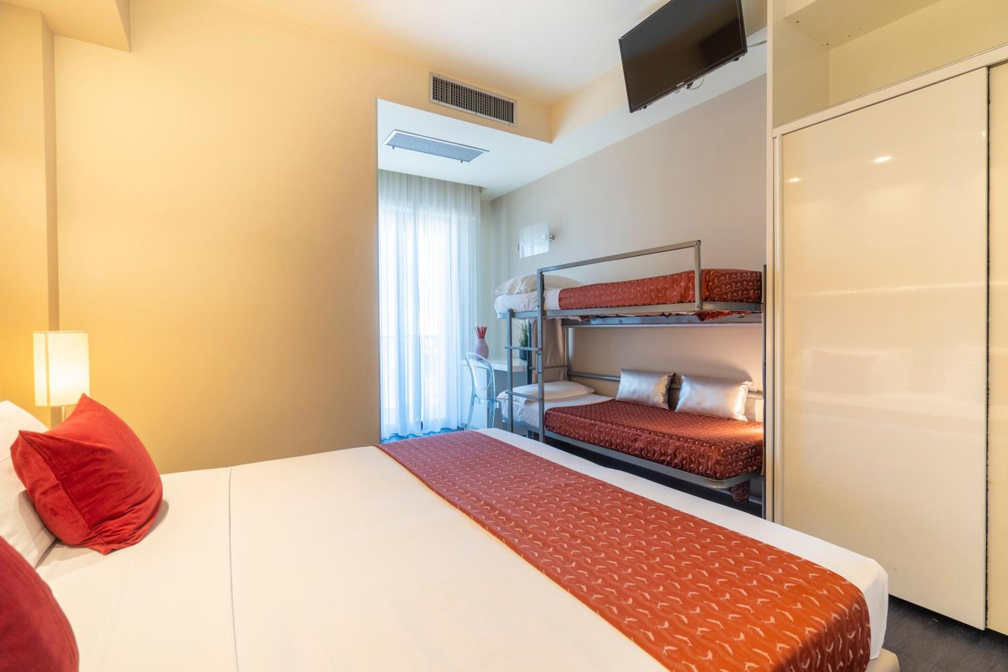Hotel 2000 ריצ'יונה מראה חיצוני תמונה